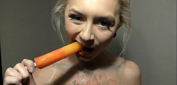  Chloe Temple sucking huge popsicles